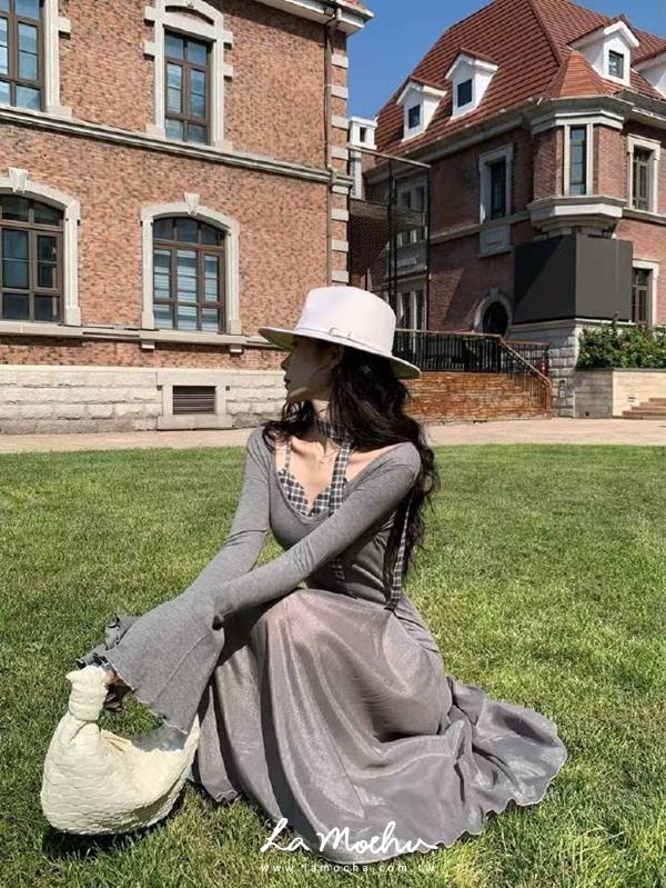 格紋交叉寬領拼接洋裝(附綁帶)